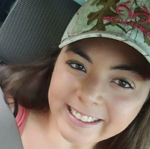 Meet your Posher, Becky